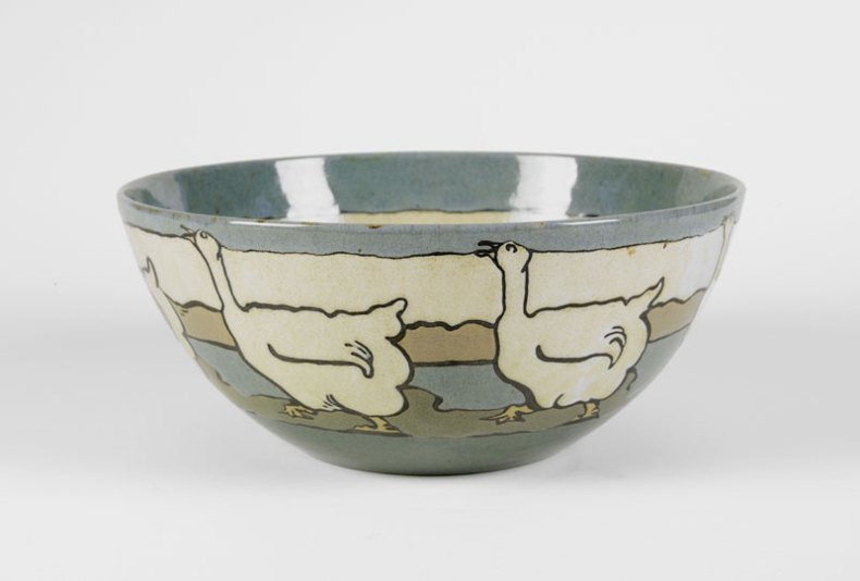 (1914), Paul Revere Pottery of the Saturday Evening Girls’ Club, decorated by Albina Mangini.