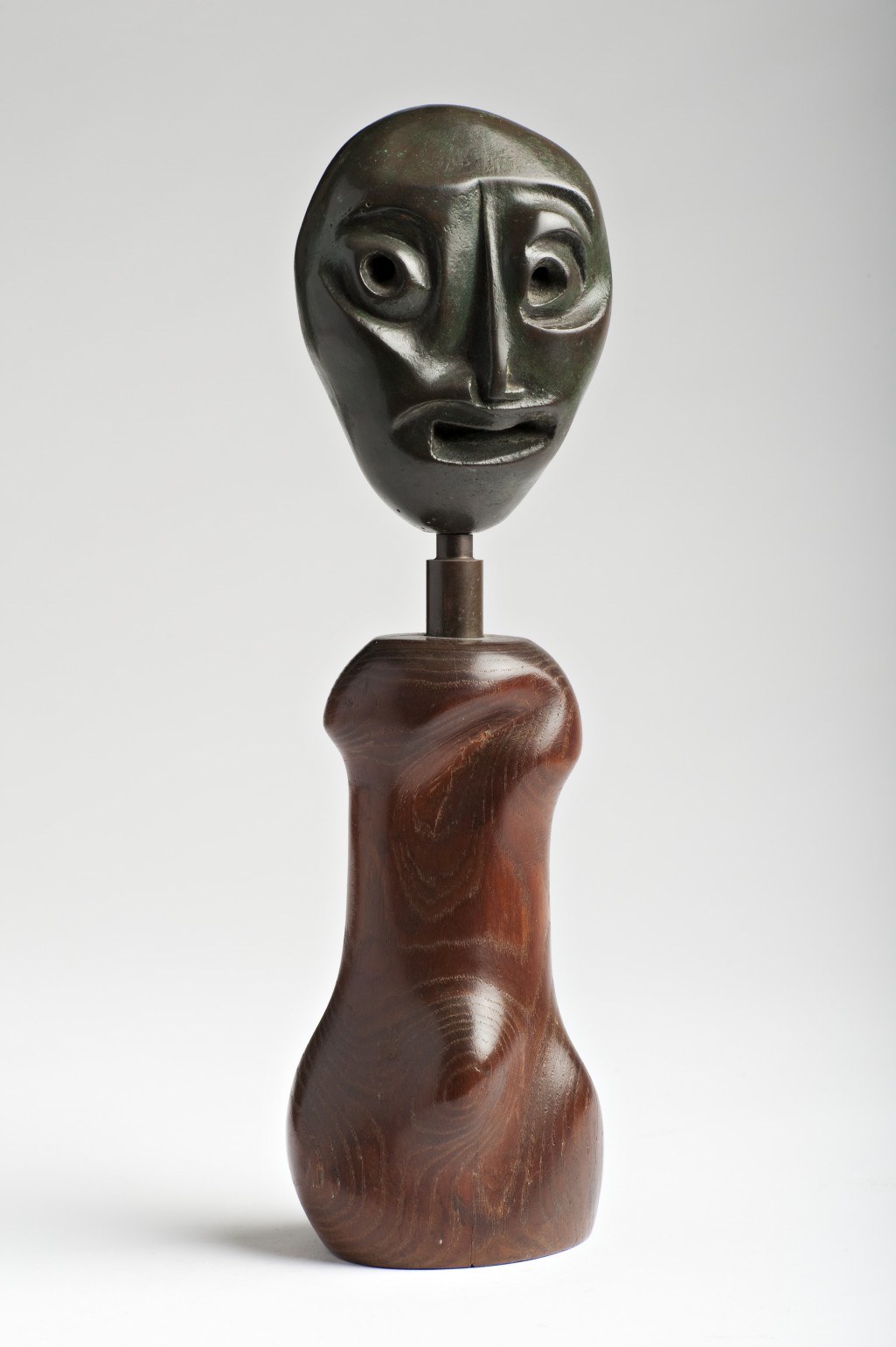 1937, Gertrude Hermes