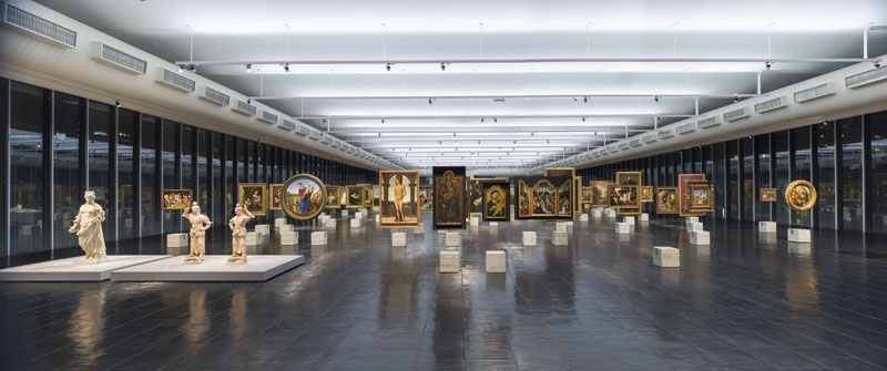 View of the picture gallery of MASP in December 2015. 