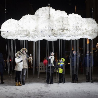 CLOUD, by Caitlind r.c. Brown & Wayne Garrett at the crossing between Annankatu and Kalevankatu. Part of Lux Helsinki. Photo: Lauri Rotko