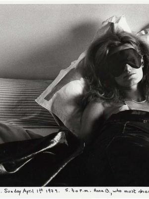 Gloria K., first sleeper. Anne B., second sleeper (1979), Sophie Calle