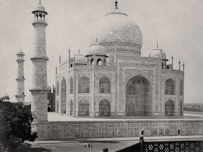 Agra, The Taj Mahal from the corner of the quadrangle