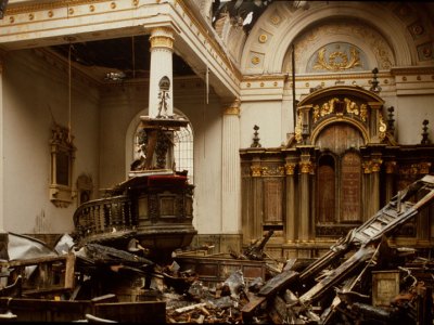 St Mary-at-Hill photographed on 12 May 1988, two days after a fire had destroyed most of the roof. Apollo magazine.