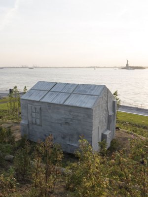 Cabin (2016), Rachel Whiteread, on Discovery Hill, Governors Island. Photo by Tim Schenck.