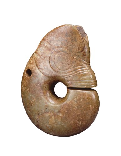 Jade pig-dragon (zhulong), Chinese, Neolithic Hongshan culture (c. 3500–2500 BC), jade. © RMN-Grand Palais (Musée Guimet, Paris)/Thierry Olivier