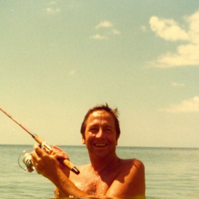 Rauschenberg photographed in Captiva, Florida, 1978. Photo: Attributed to Billy Klüver; courtesy Robert Rauschenberg Foundation