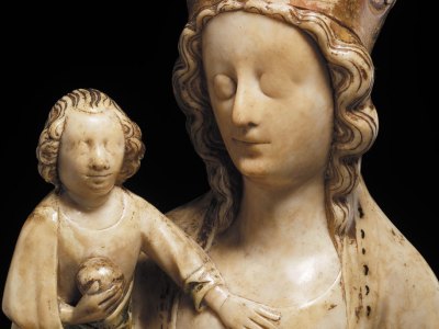 Alabaster Figure of the Virgin and Child, 14th Century. © The Trustees of the British Museum