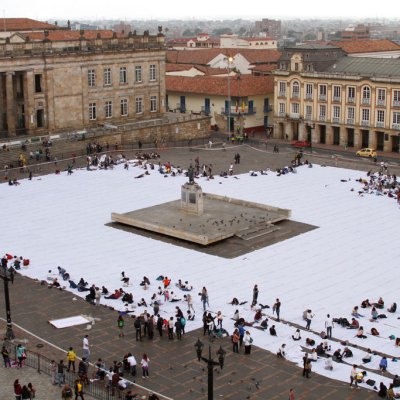 Sumando Ausencias by Doris Salcedo in the Plaza de Bolívar. Photo: © Oscar Monsalve; © Doris Salcedo