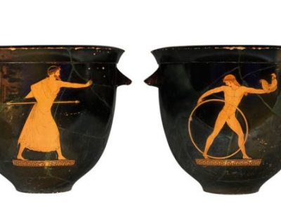 Red-figure bell krater (c. 500–490 BC), Greek, Attic, attributed to the Berlin Painter. Musée du Louvre, Paris; © RMN-Grand Palais (musée du Louvre)/Stéphane Maréchalle