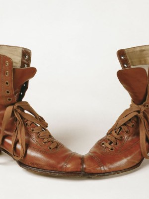 Das Paar (The Couple) (1956), Méret Oppenheim. Private collection