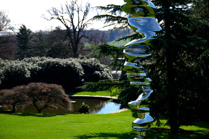 Tony Cragg’s constantly evolving challenge to mass design