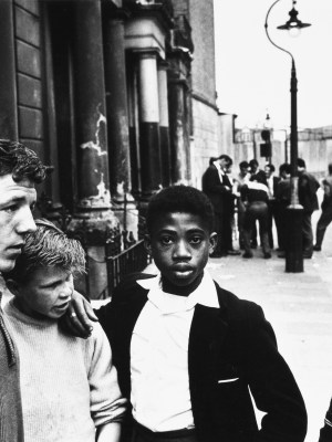 Men and boys in Southam Street, London (1959), Roger Mayne. Courtesy of the Mary Evans Picture Library; © Roger Mayne/Mary Evans Picture Library