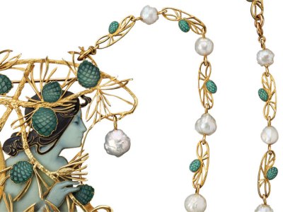 Necklace (detail; c. 1899–1900), René Lalique. Wartski at Masterpiece London