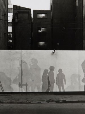 Temporary Enclosure of Carioca Building Construction Site (1971), Jirō Takamatsu.