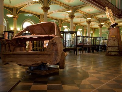 Installation view of 'This too shall pass' by Sudarshan Shetty, curated by Tasneem Zakaria Mehta (26 Septemberl–30 October, 2010). © Dr. Bhau Daji Lad Mumbai City Museum