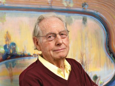 Wayne Thiebaud, photographed in front of Fields and Furrows (2002), in 2013. Photo: Sacramento State/Mary Weikert