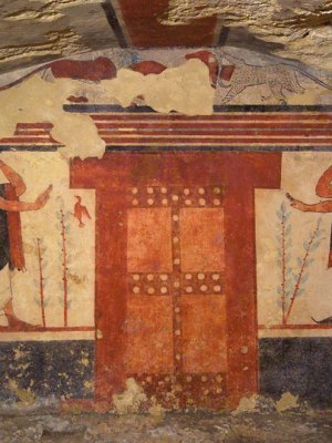 Frescoes in the Tomb of the Augurs, Necropolis of Monterozzi, Tarquinia. Courtesy Mibact. Soprintendenza Archeologia, Belle Arti e Paesaggio per l'Area Metropolitana di Roma, la Provincia di Viterbo e l'Etruria Meridionale
