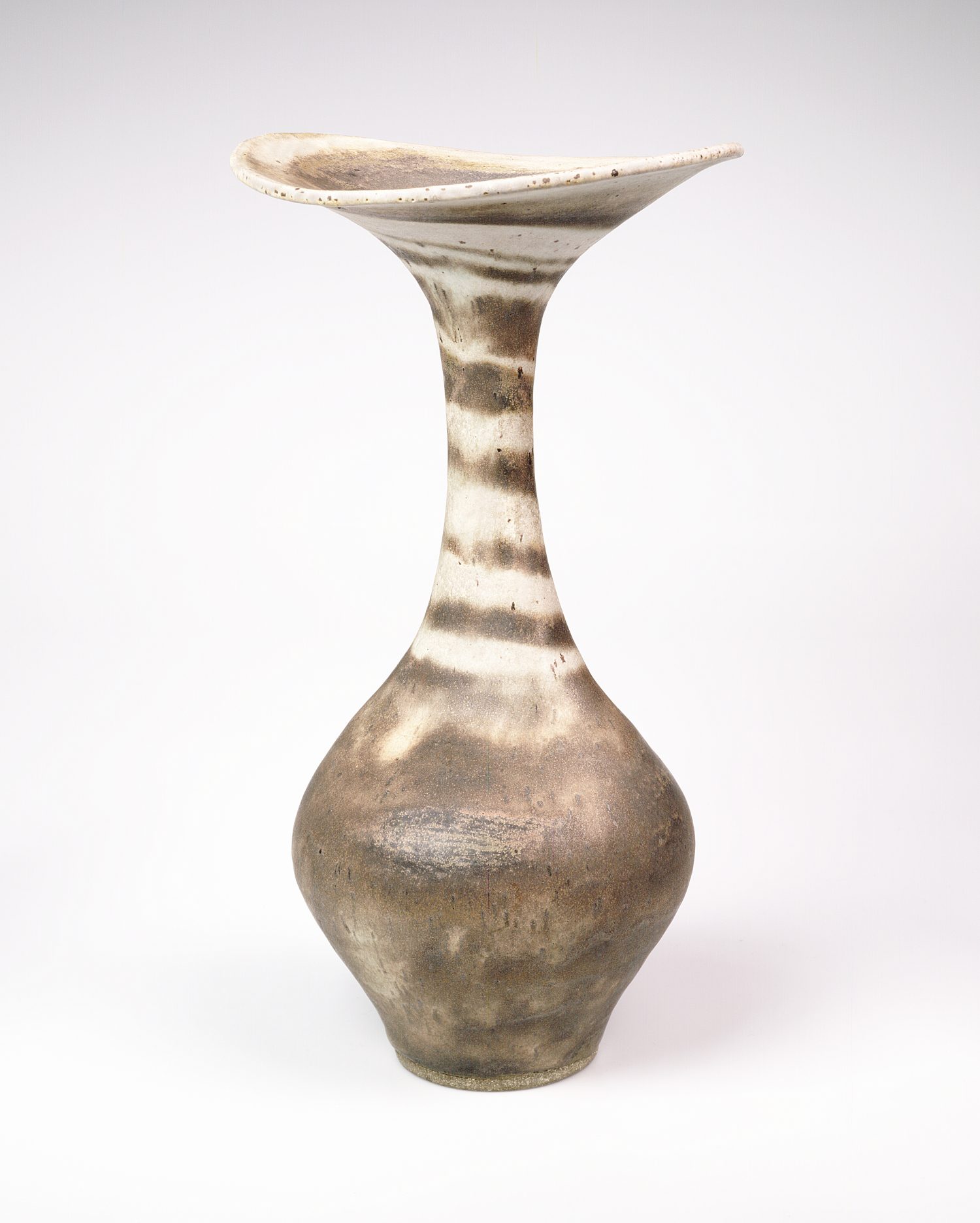 Bottle (1970s), Lucie Rie