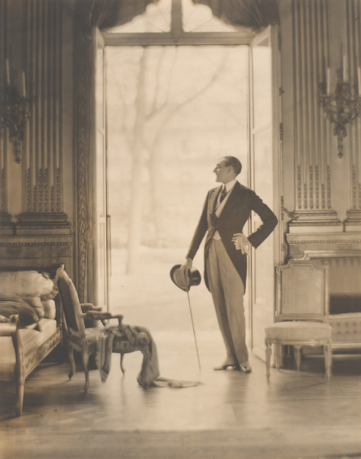 Etienne de Beaumont (ca. 1923), Adolf de Meyer. Courtesy The Metropolitan Museum of Art