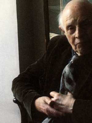 Edward Bawden (1903–89) photographed in 1989.