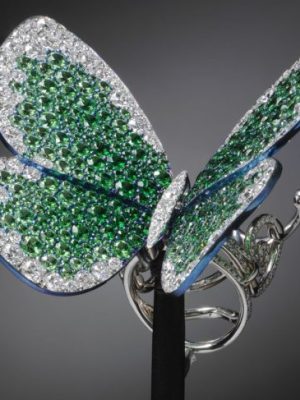 Papillon ring designed by Glenn Spiro. Image: Glenn Spiro