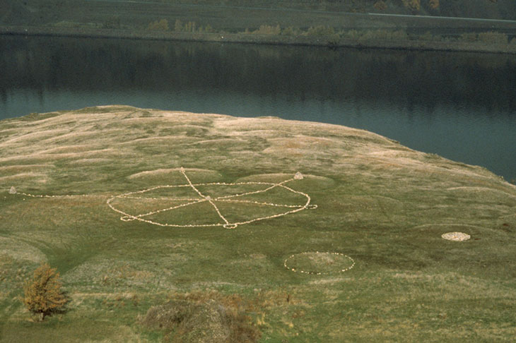 Stones, scrolls and the mysteries of the universe – an interview with Michelle Stuart