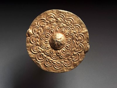 Pectoral disc (19th century), Ghana, Asante peoples