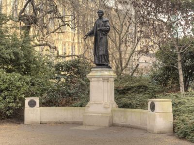 The statue of Emmeline Pankhurst in Victoria Tower Gardens, designed by Arthur George Walker and unveiled in 1930, photo: Wikimedia Commons