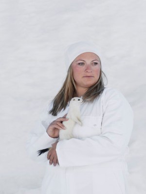 Janet with Ermine (2018), Melanie Manchot.