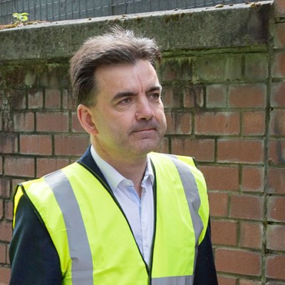 Tom Inns, who has resigned as director of the Glasgow School, at an inspection of the damage done to the Mackintosh Building in June 2018.)