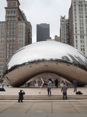 Cloud Gate (2006), Anish Kapoor.