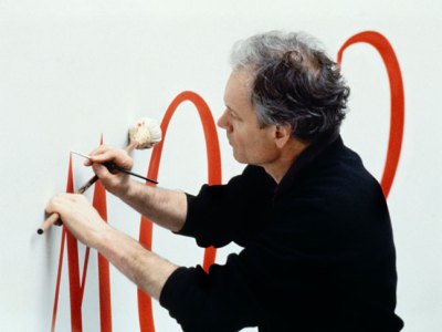 A portrait of Lothar Baumgarten at work for his show ‘America Invention’ at the Solomon R. Guggenheim Museum, New York in 1993.