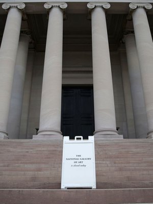 A sign outside the National Gallery of Art in Washington, D.C., on 1 October 2013, during the 16-day US government shutdown of 2013.