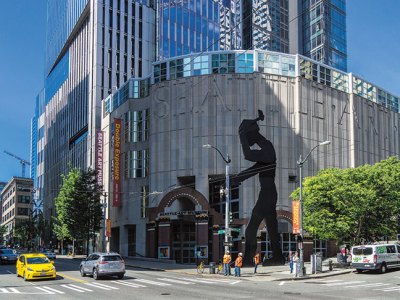 Seattle Art Museum, with Hammering Man (1991) by Jonathan Borofsky at its entrance.