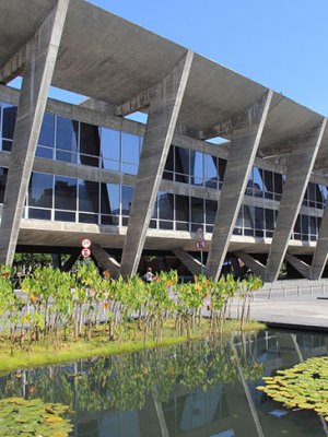 MAM - Museu de Arte Moderna do Rio de Janeiro, photographed in 2013.