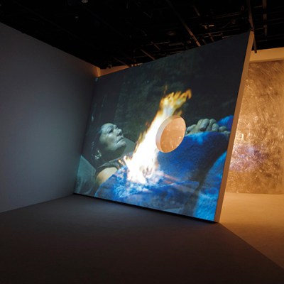 Installation view of Synchronicity (2018) at Mori Art Museum, Tokyo, Apichatpong Weerasethakul and Tsuyoshi Hisakado.