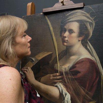 Hannah Rothschild with Artemisia Gentileschi’s ‘Self-portrait as Saint Catherine of Alexandria’ , National Gallery