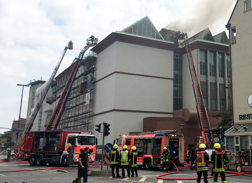 Firefighters at the Museum für Moderne Kunst Frankfurt am Main on 29 July 2019.