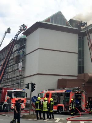 Firefighters at the Museum für Moderne Kunst Frankfurt am Main on 29 July 2019.