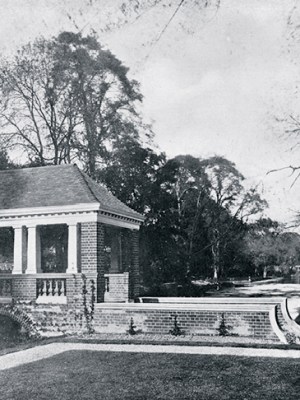View of the ornamental canal in the grounds of Kearsney Court in Kent, designed in 1901 by Thomas Mawson.