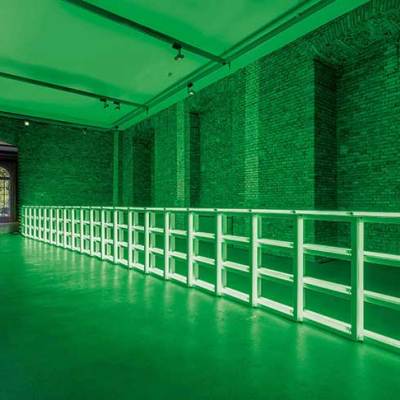 untitled (to you, Heiner, with admiration and affection) (1973), Dan Flavin. Installation view of ‘Königsklasse’, Herrenchiemsee Palace, Munich, 2019.