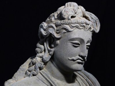 Standing schist Boddhisattva (detail; 2nd–3rd century AD), northwest Pakistan