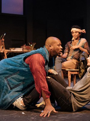 Stefan Adegbola as Poggio di Chiusi, Hiran Abeysekera as Leonardo da Vinci, and Dickie Beau as Sandro Botticelli in Botticelli in the Fire at Hampstead Theatre, London, 2019.