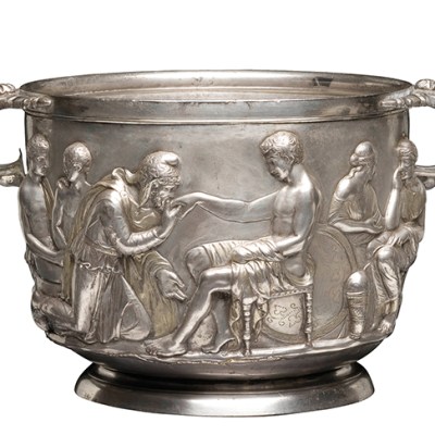 Silver cup showing Priam supplicating Achilles, Roman, 1st century. National Museum of Denmark. Photo: Roberta Fortuna and Kira Ursem; © National Museet Denmark Photo: Roberta Fortuna and Kira Ursem; © National Museet Denmark