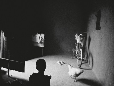 Afoor Family Bedroom, Vaalrand (1988), Santu Mofokeng. Courtesy Lunetta Bartz, MAKER, Johannesburg; © Santu Mofokeng Foundation
