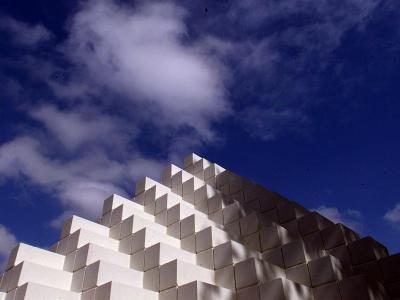 Sol LeWitt’s Four-Sided Pyramid in the National Gallery of Art’s sculpture garden, photographed in 1999.