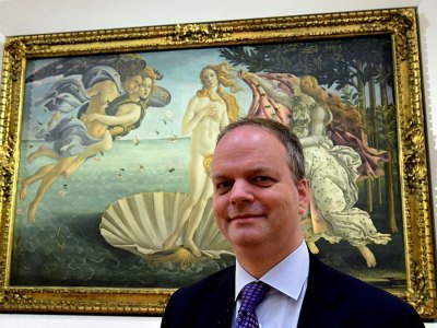 Uffizi director Eike Schmidt in front of Botticelli’s Birth of Venus, at the reopening of the gallery’s room dedicated to the artist in 2016. Photo: Alberto Pizzoli/AFP/Getty Images