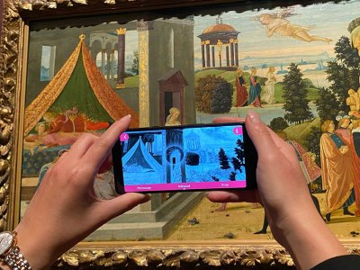 ‘Ways of Seeing’ app in use before Jacopo del Sellaio’s painting in the Octagon Gallery at the Fitzwilliam Museum, Cambridge