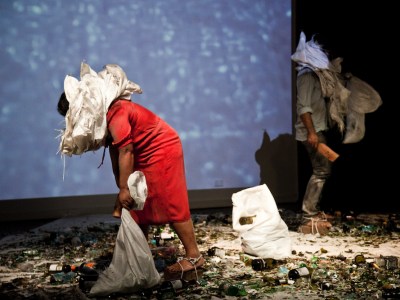 Stitching (Up) the Sea Latai Taumoepeau