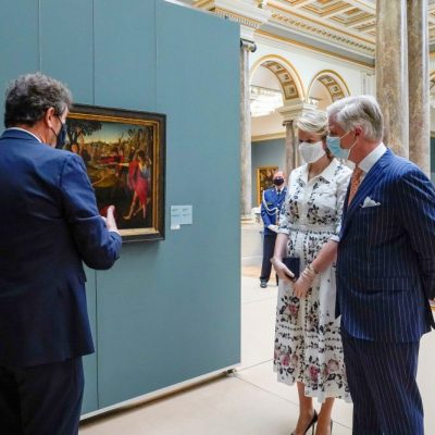 Queen Mathilde of Belgium and King Philippe of Belgium visi the permanent collection of the Old Masters Museum, part of the Royal Museums of Fine Arts of Belgium, on May 19, 2020 in Brussels, as the country eases lockdown measures taken to curb the spread of the Covid-19 pandemic. Photo: Daina Le Lardic/Belga/AFP via Getty Images